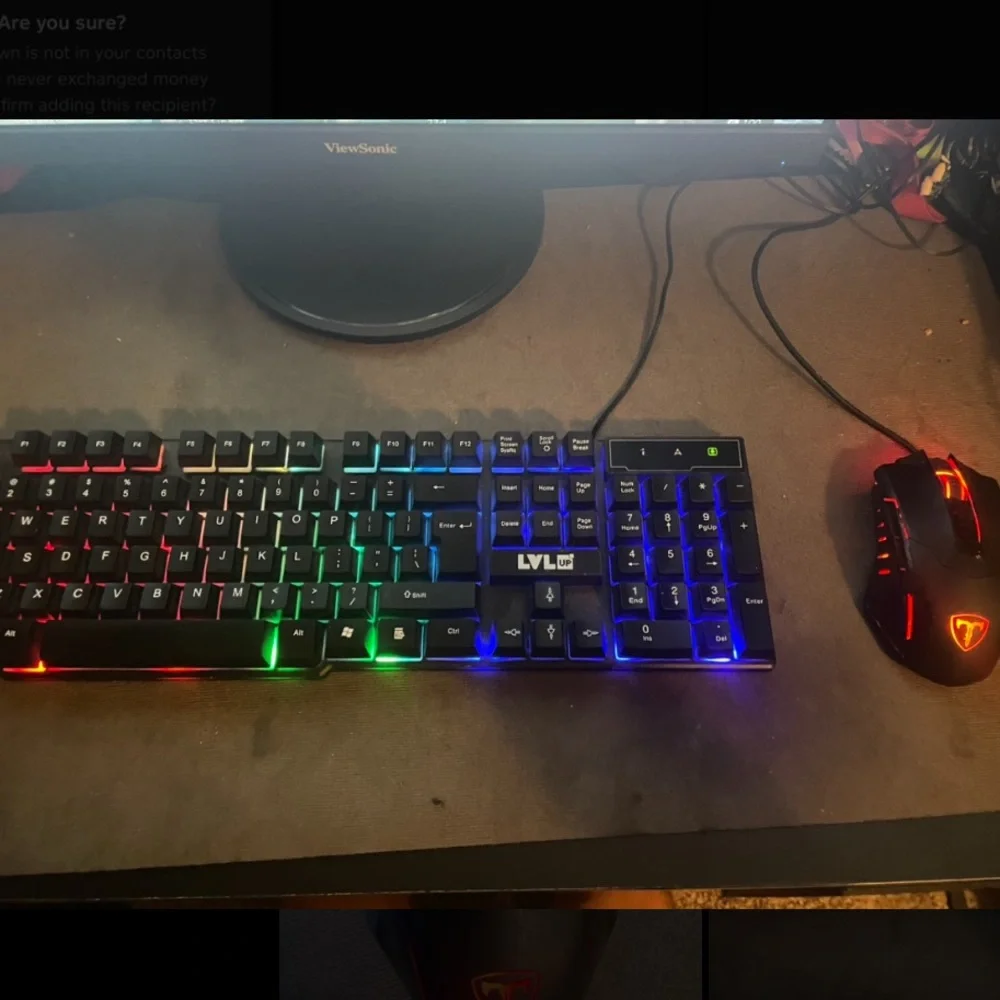A Vivitec LVL UP keyboard with a ET mouse